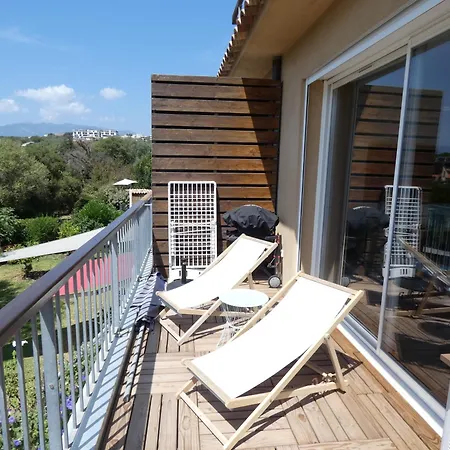Daire Appartement 4 Pers Terrasse Vue Salines De Porto Vecchio Centre Ville A Pied