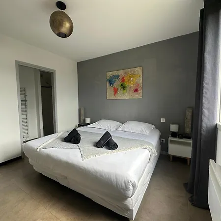 Appartement 4 Pers Terrasse Vue Salines De Porto Vecchio Centre Ville A Pied Daire *