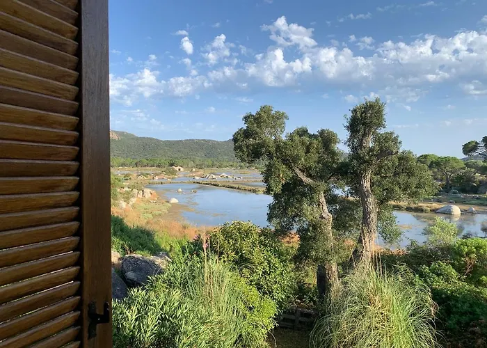 F2 Vecchio Vue Sur Les Salines