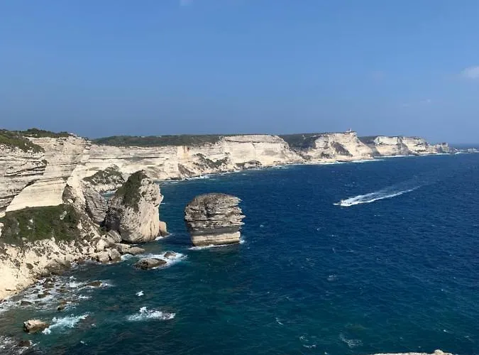 F2 Vecchio Vue Sur Les Salines * Porto-Vecchio (Corsica)